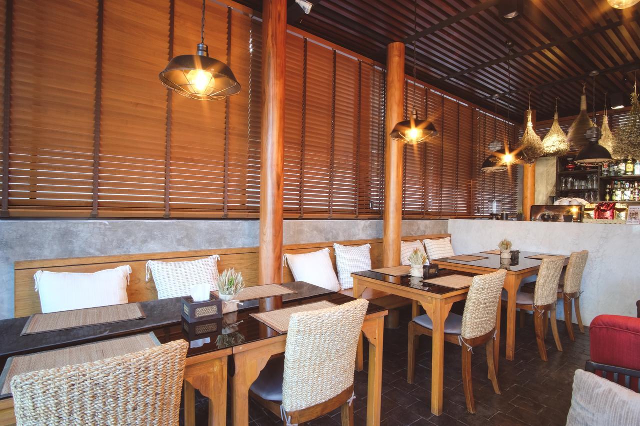 Tapae Gate Villa Чиангмай Екстериор снимка