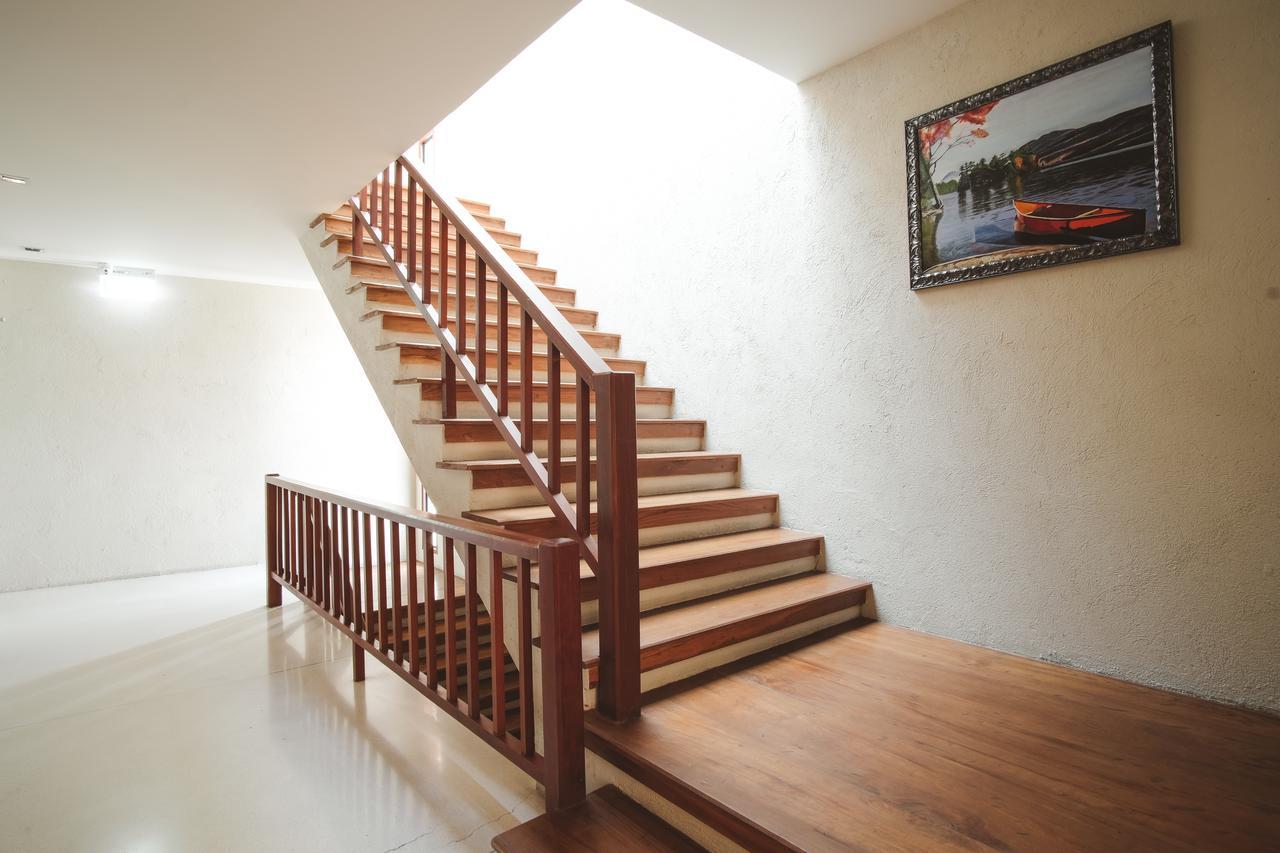 Tapae Gate Villa Чиангмай Екстериор снимка